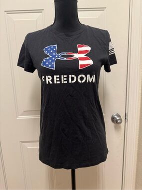 Under Armour Black 'Freedom' Graphic Short Sleeve Tee with Flag Logo